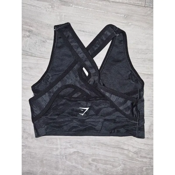 Gymshark Women's Black and Grey Bra - Image 2