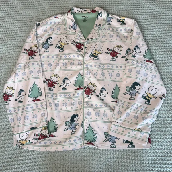 NWT Peanuts Pajama Set Womens Medium Snoopy Charlie Brown Lucy Sally Christmas - Image 4