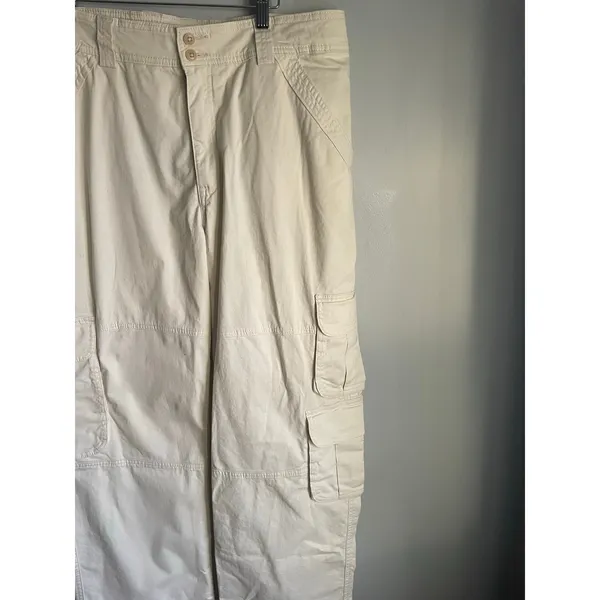 Abercrombie & Fitch Cream Cargo Pants Minimalist Street size 33 Waist 16s - Image 5