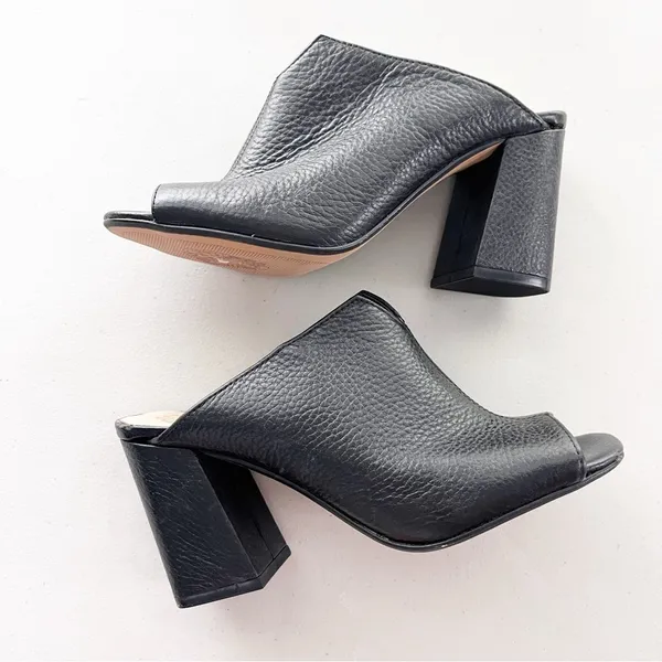 Vince Camuto Black Leather Mule Sandals Block Heel Open Toe Size 6.5 - Image 3