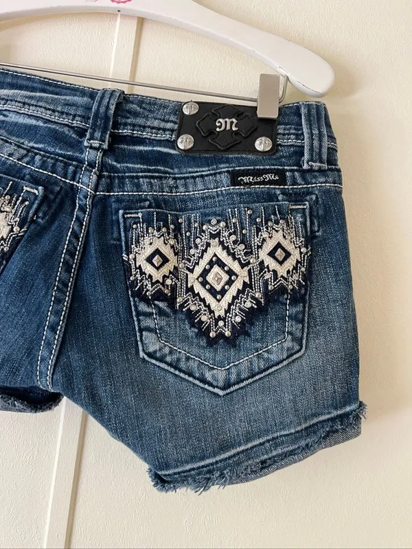 Miss Me Jean Shorts Woman’s Size 27 - Image 8