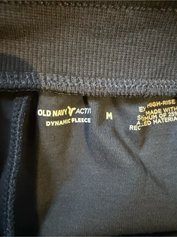 Old Navy Women's Navy Blue Athletic Drawstring Shorts - Image 2