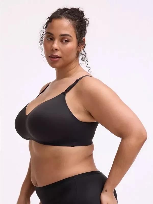 NWT Torrid 44F Wire-Free Lightly Lined 360 Back Smoothing Bra Black - Image 2