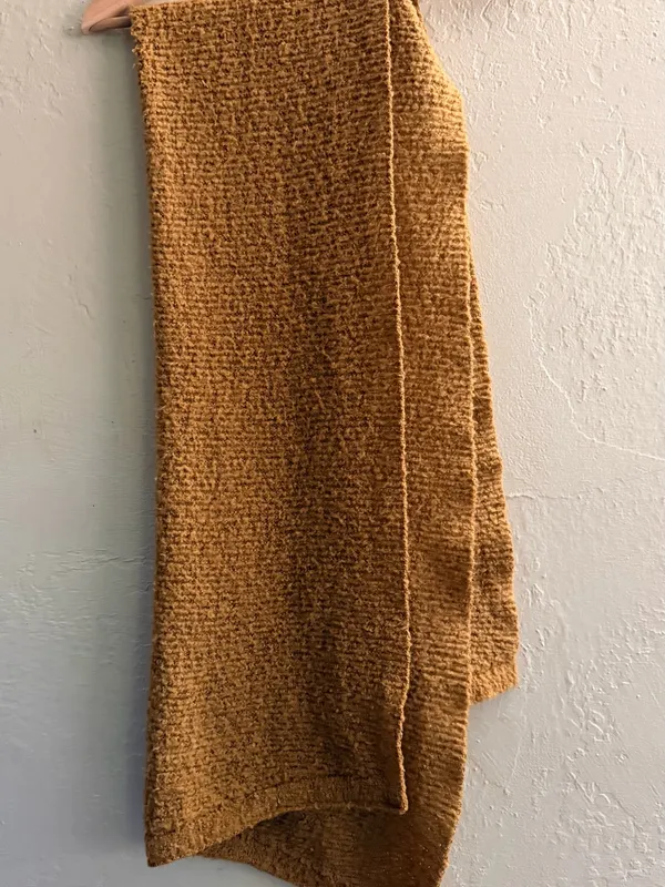 aerie Golden Mustard Textured Knit Scarf Wrap - Image 2