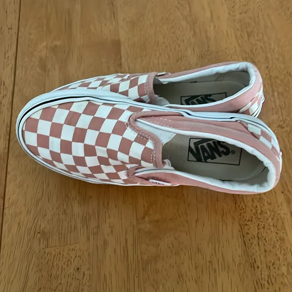 Vans classic slip on off the wall sneakers - Image 5