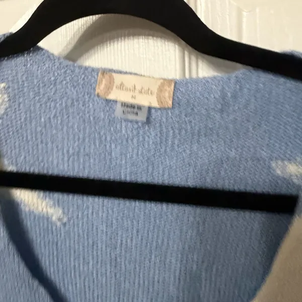 Altar’d state light blue sweater with‎ star print detail size medium - Image 2