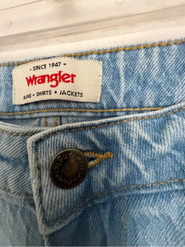 Wrangler Women Light Wash Distressed Mid Rise Loose Straight Sz 6 28x30(A876) - Image 8