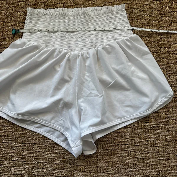 OFFLINE by Aerie smocked athletic shorts - Image 6