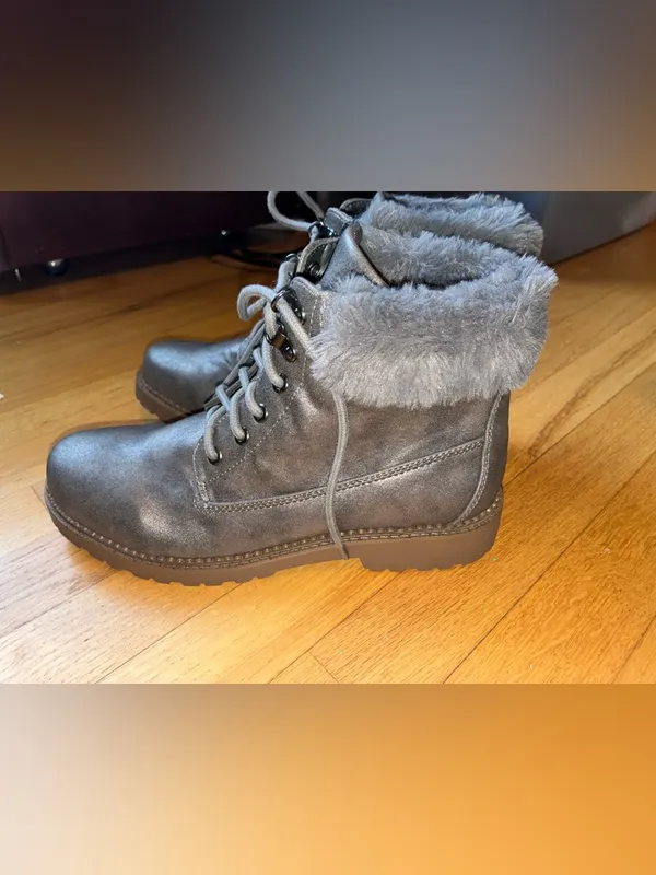 Esprit Metallic Gray Faux-Fur Lace-Up Ankle Boots - Image 2