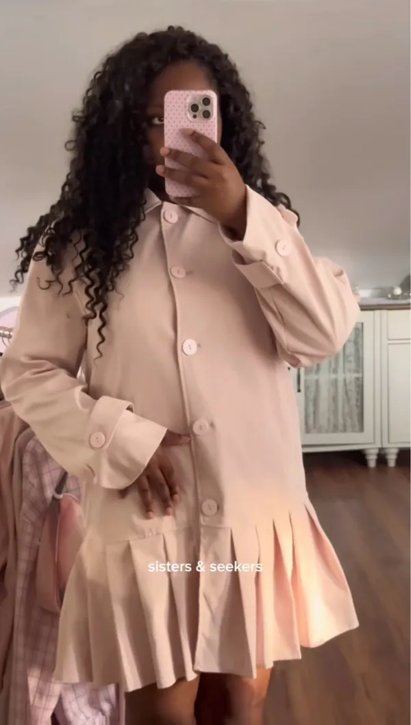 Pink coat - Image 3