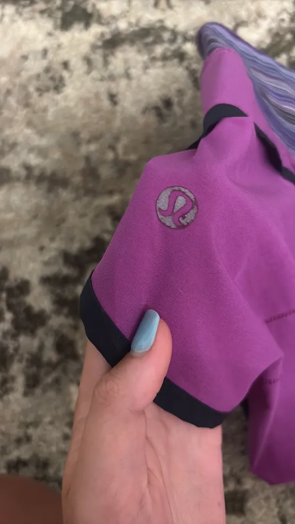Vintage Lululemon Speed Up Shorts - Image 3