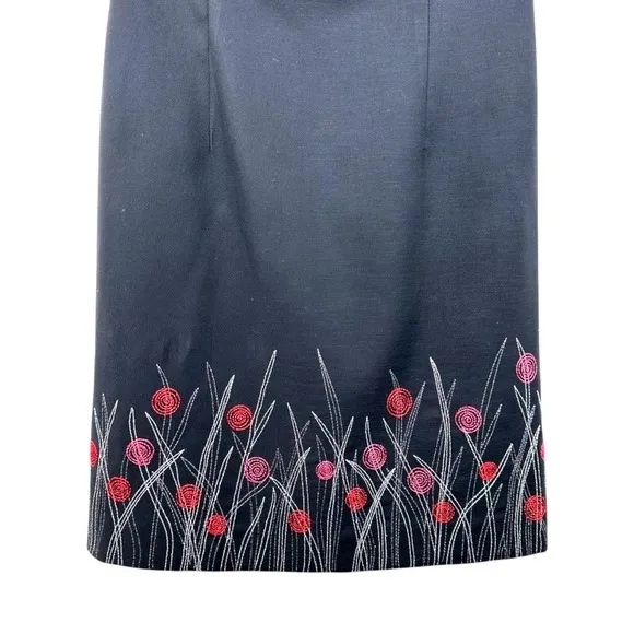 Black Sleeveless Boatneck 90s Y2K Floral Embroidered Mini Dress Clueless Noir - Image 2
