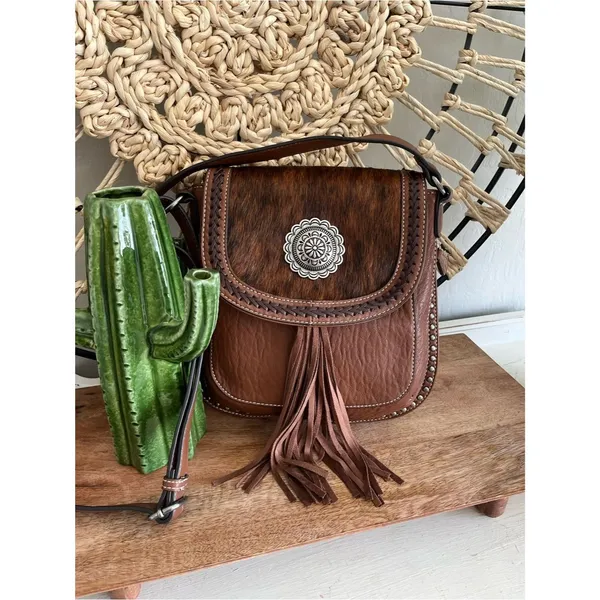 Blazin Roxx Ella concealed carry Messenger purse with holster Calf Hair - Image 3