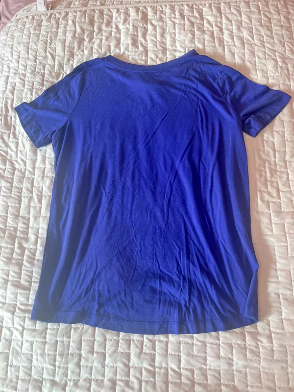 Nike Indigo Short Sleeve Tee Size Medium - Image 2