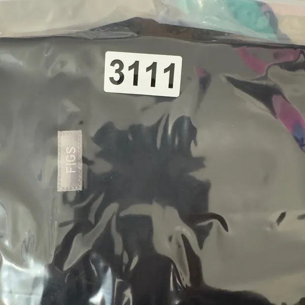 3111 | FIGS Technical Collection Casma VNeck Scrub Top Black Women XS Healthcare - Image 9