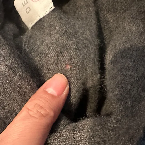 Design History deep v neck faux wrap 100% cashmere sweater - Image 4
