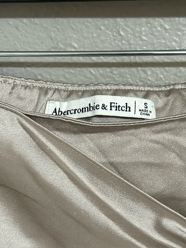 Abercrombie & Fitch Neutral Knotted Satin Side Slit Midi Skirt Womens Size Small - Image 6