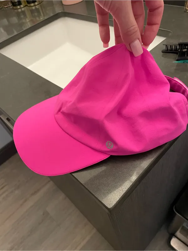 LULULEMON  HOT PINK BASEBALL CAP S/M - Image 4
