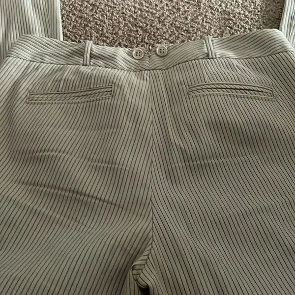 Club Monaco Women’s Beige & Black Striped Wide Leg Pants - Image 7