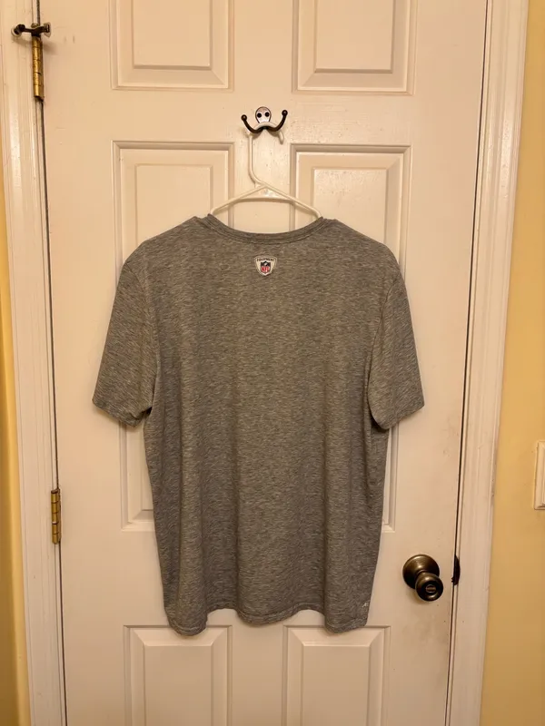 Detroit Lions Player’s Trunk NFL Training Team Issued Gray Nike Casual T-Shirt - Image 2