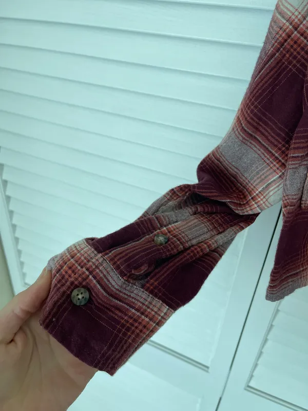 Abercrombie & Fitch Burgundy& Cream Plaid Crop Button Down Shirt - Image 8