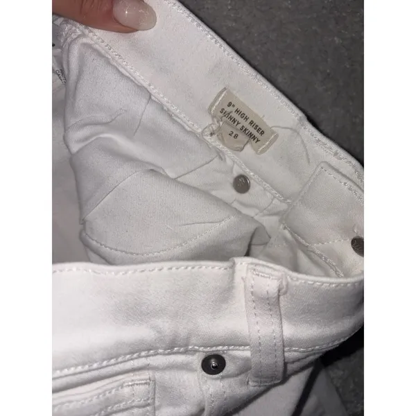 madewell‎ 9" high riser skinny jeans white 28 Spots On Back - Image 4