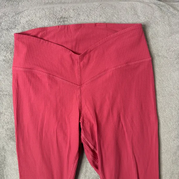 Lululemon‎ V Waist Yoga Tight 25" Grid Texture Leggings Size 8 Vintage Rose - Image 11
