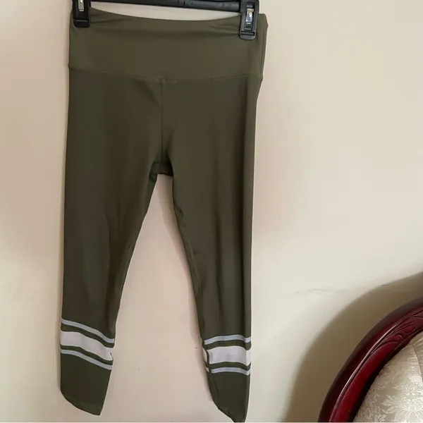 ZYIA Active Army Green Mesh Light N Tight High Rise Leggings Size Small - Image 3