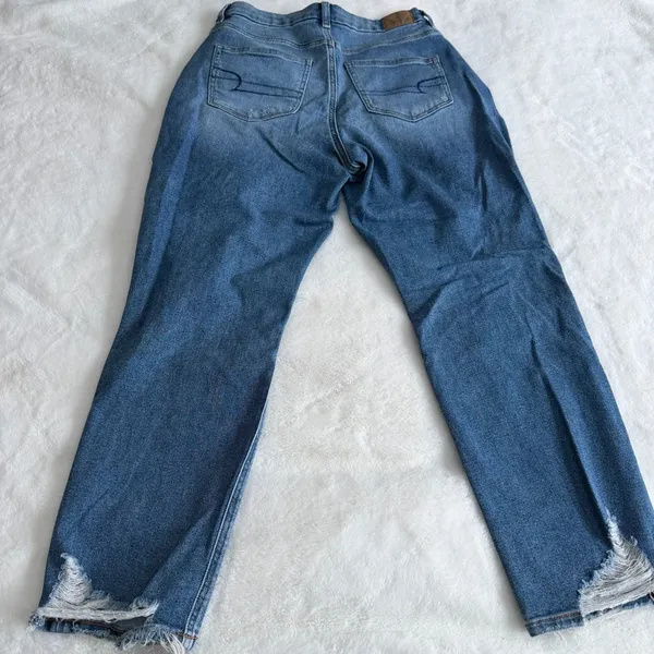 American Eagle Curvy Mom Jean Size 8 - Image 9