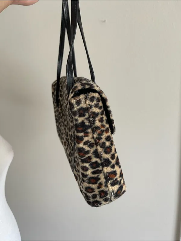 Leopard Print Shoulder Bag with Black Straps Tan - Image 5