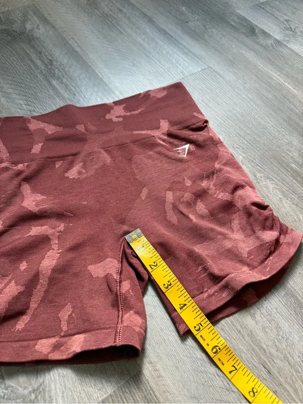 GymShark High Rise Gym Shorts Adapt Seamless Camo Small Maroon - Image 11
