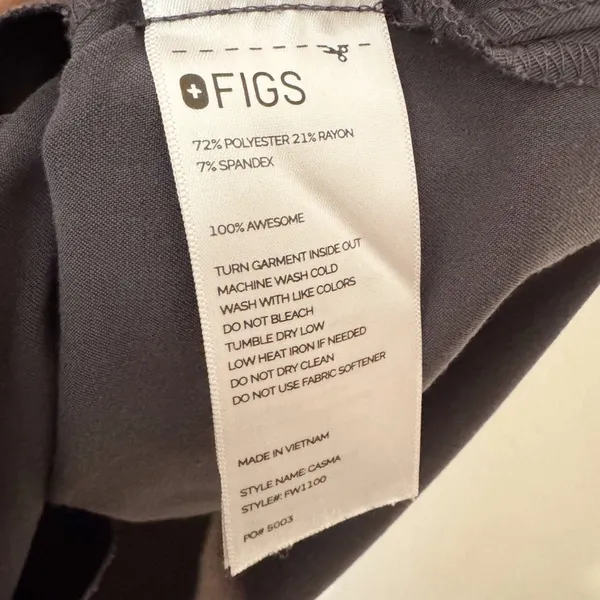 Figs Casma Scrub Top Size M Gray Three‎ Pocket V Neck Medical Hospital Corpcore - Image 6