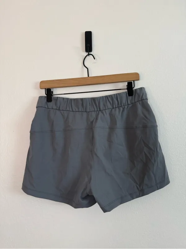 Lululemon On The Fly Short *2.5" Steam Blue - Image 4
