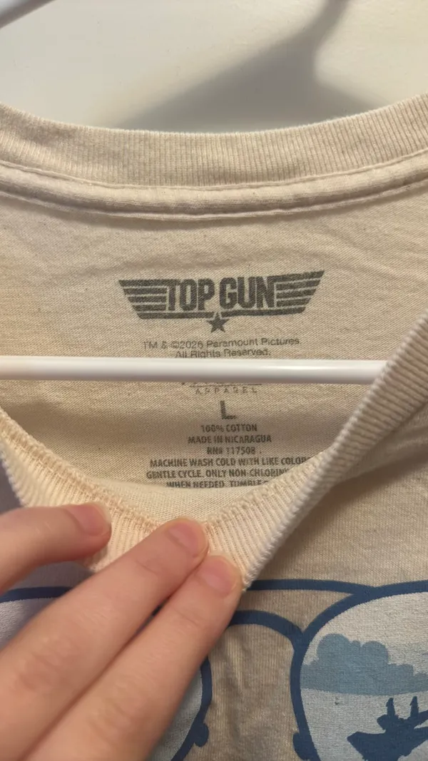 Buc-ee's T-Shirt top gun Large - Image 3