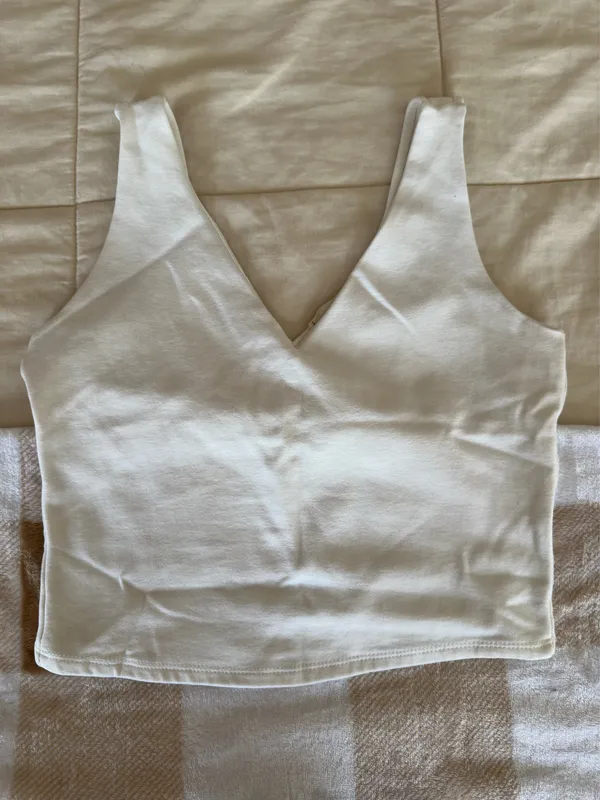 White Crop Tank Top Size M - Image 3
