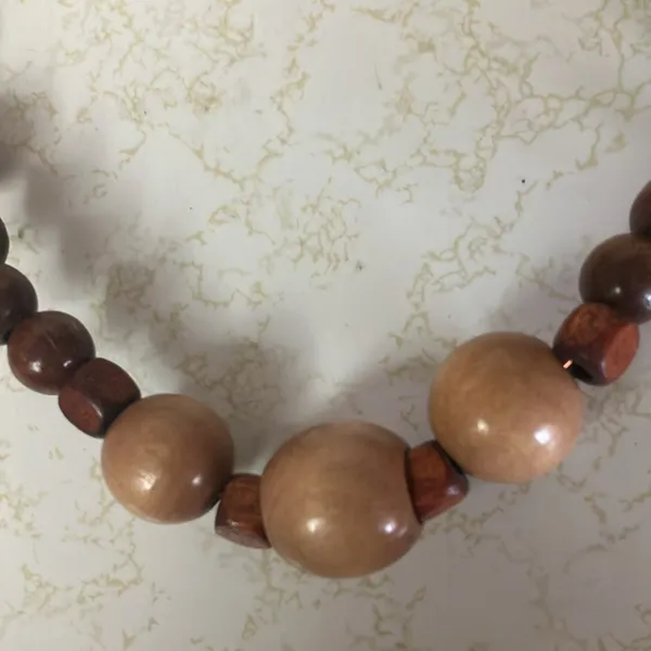 Elegant Wooden Bead Necklace - Image 2