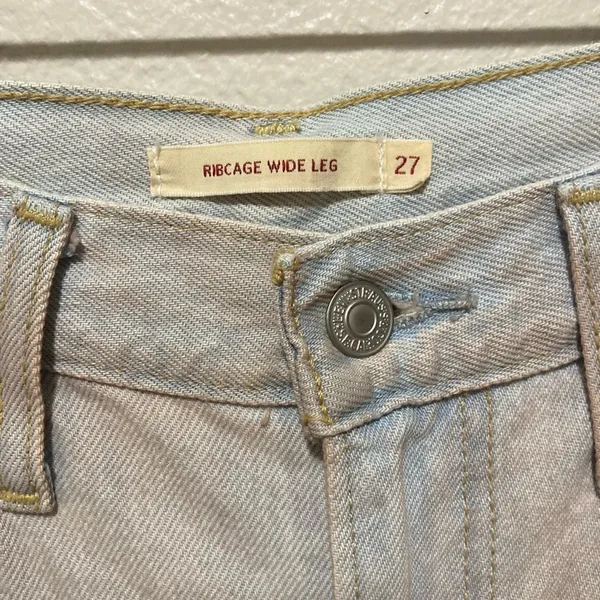 Levi’s Ribcage Wide Leg Jeans in Fairy Dust Dreams Light Wash Size 27 70s 90s - Image 4