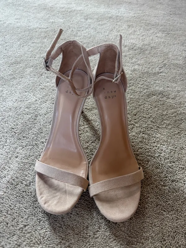 A New Day Nude Ankle Strap Heels Size 7.5 - Image 2