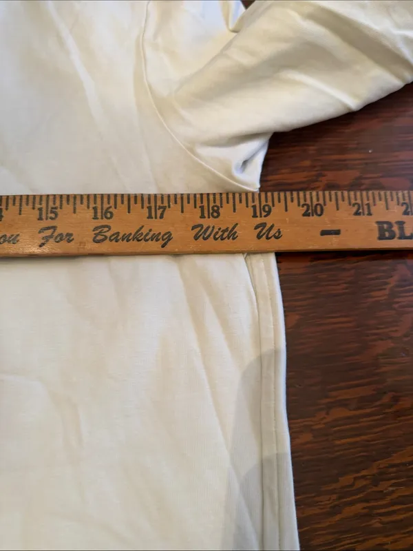 Lululemon Long Sleeve Tee White - Image 4