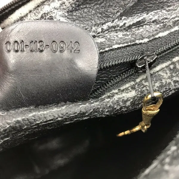 Gucci Black Crossbody Vintage Need TLC - Image 2