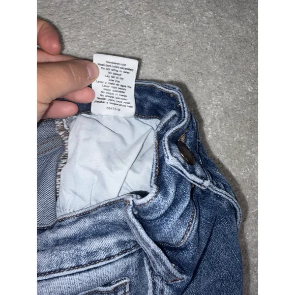 judy blue wide leg crop jeans 3/26 raw hem - Image 4