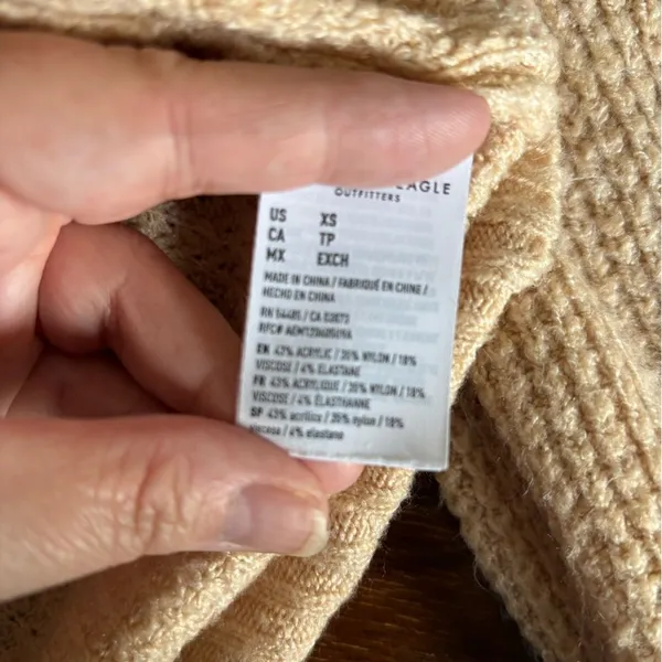 American Eagle Outfitters V-Neck Long Sleeve Knit Sweater XS Tan - Image 2