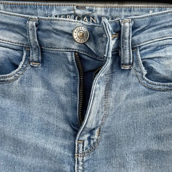 American Eagle SZ 2 SHORT Jegging Jeans Hi-Rise Distressed Stretch Frayed Hems - Image 8
