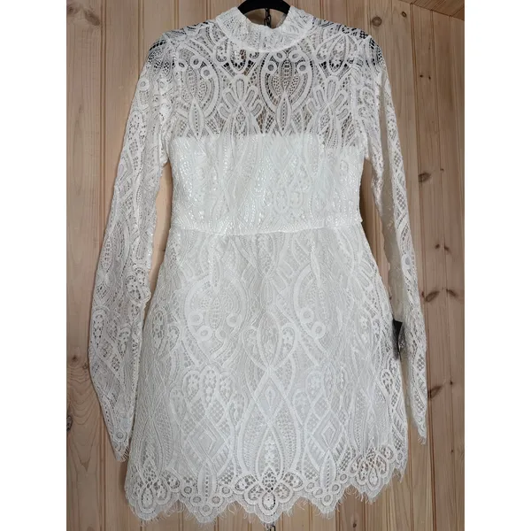 NWT Lulus Gorgeous Attraction White Lace Structured Long Sleeve Mini Dress Sz M - Image 2