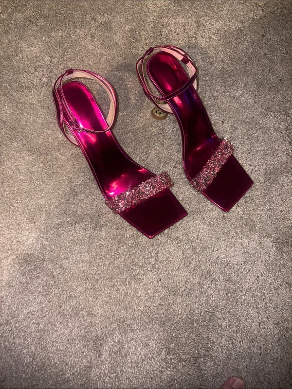 SheIn Women's Metallic Fuchsia Ankle-Strap Heels with Crystal Toe Strap 11 - Image 3