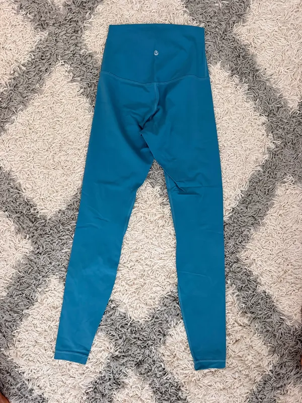 Lululemon Align Super High-Rise Leggings 28" - Image 2