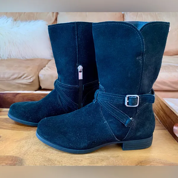 KOOLABURRA By UGG Black Suede Boots - Image 5