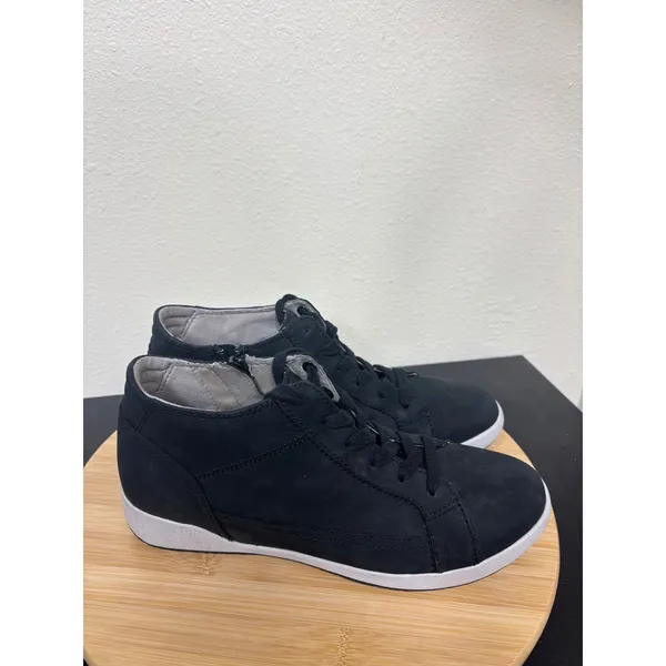 Dansko Onyx Women's 40 Black Leather Mid top Lace Up‎ Side Zip Sneakers - Image 2