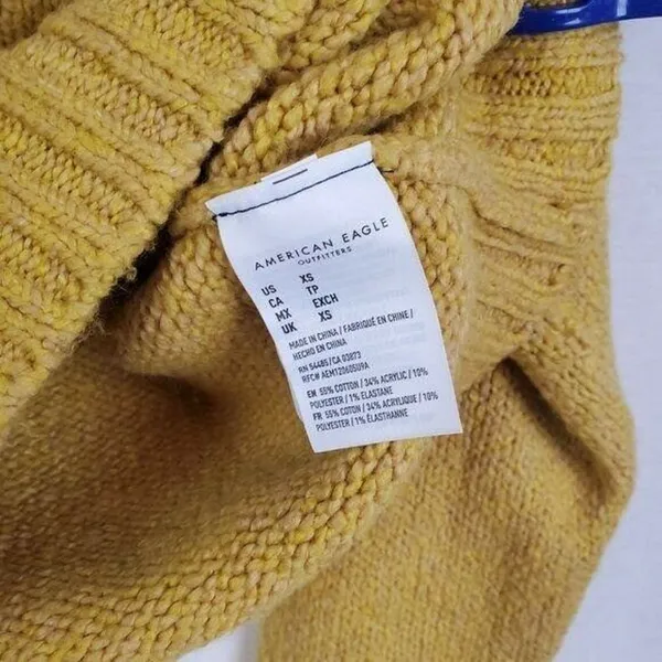American Eagle Sweater XS Yellow Tan Fairisle Cropped Aztec High Crew Neck Soft - Image 5
