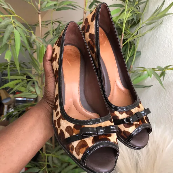 2000s Y2K brown black Leopard animal genuine leather print open peep toe heels pumps with bow detail-Size 8M Great preloved condition - Image 6